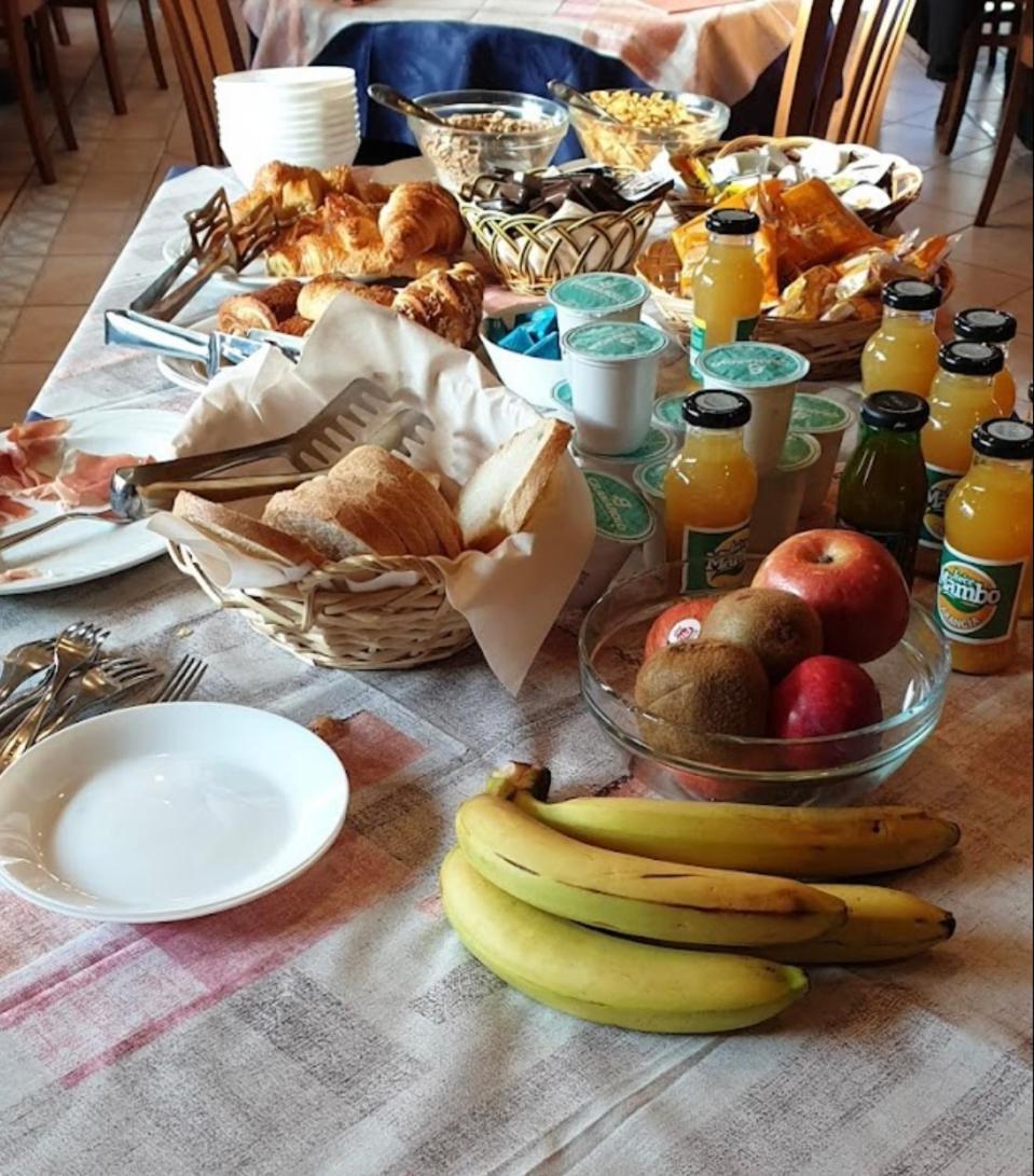 וידיצ'אטיקו Hotel La Piazzetta מראה חיצוני תמונה