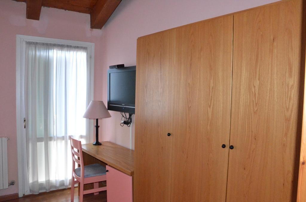 וידיצ'אטיקו Hotel La Piazzetta חדר תמונה